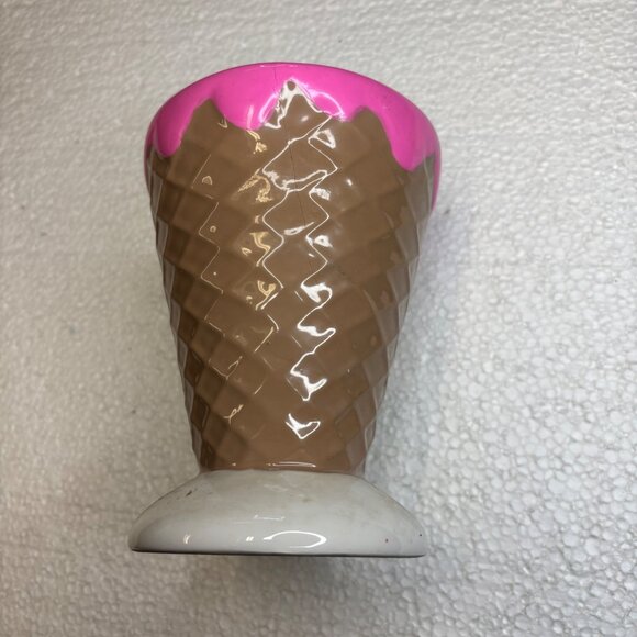 M&Ms Green Character Ice Cream Bowl / Candy Dish Collectible - 2004 - Picture 3 of 5